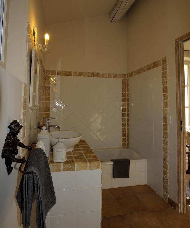 Mas De Lure Salon-de-Provence Exterior foto